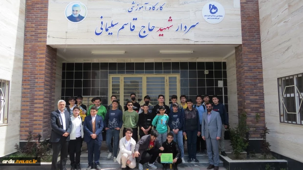 دانش آموزان دبیرستان علامه دهخدا از دانشگاه فنی و حرفه ای واحد اردبیل بازدید کردند 4
