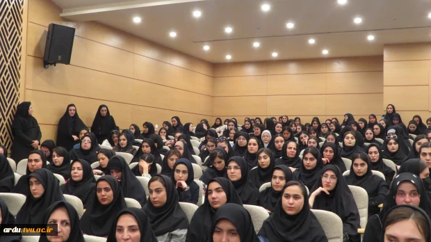 سخنگوی دولت در مراسم گرامیداشت شهدای خدمت در دانشگاه محقق اردبیلی؛
ارتقاء مهارت‌آموزی در آموزش و پرورش و آموزش عالی جزو دغدغه‌های رئیس جمهور شهید دکتر رئیسی بود 2