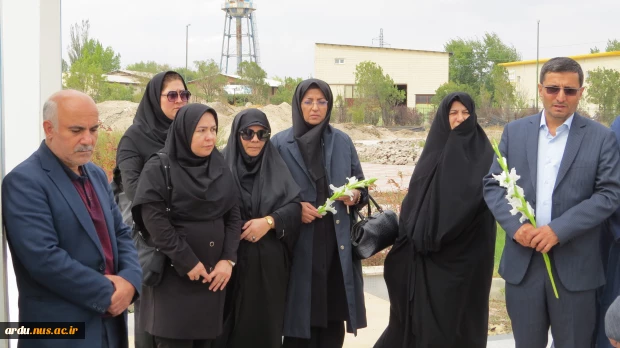 غبارروبی و عطر افشانی مزار شهید گمنام دانشگاه 5