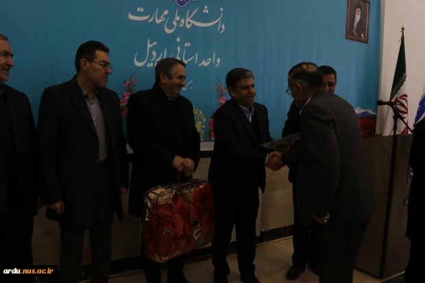 استاندار اردبیل در آیین افتتاح پروژه‌های عمرانی دانشگاه ملی مهارت، واحد استانی اردبیل:
تقویت دانشگاه ملی مهارت واحد استان اردبیل را با جدیت پیگیری خواهیم کرد 8