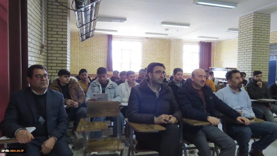 «جلسه توجیهی دانشجویان ورودی جدید بهمن 1403» برگزار شد 8