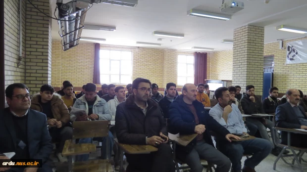 «جلسه توجیهی دانشجویان ورودی جدید بهمن 1403» برگزار شد 9