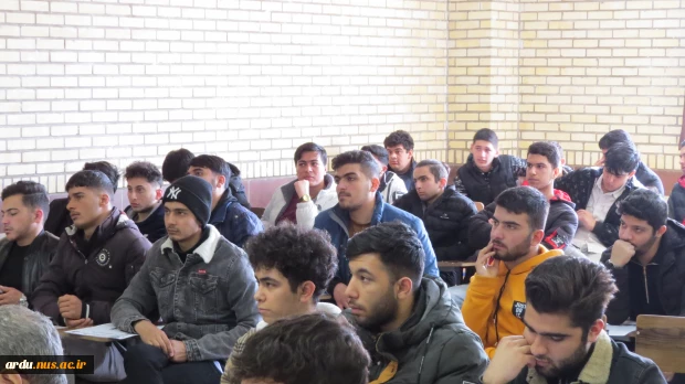 «جلسه توجیهی دانشجویان ورودی جدید بهمن 1403» برگزار شد 28