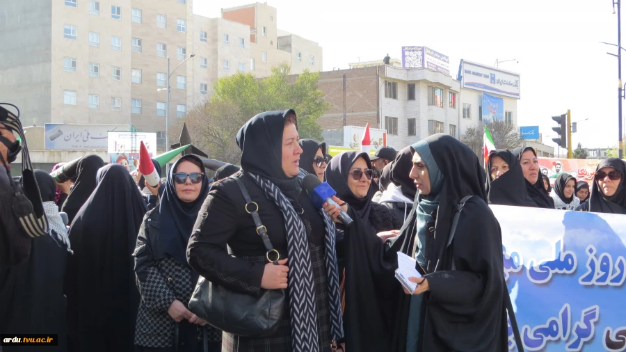 حضور دانشگاهیان دانشگاه ملی مهارت واحد استانی اردبیل در راهپیمایی یوم الله ۱۳ آبان-گزارش تصویری 15