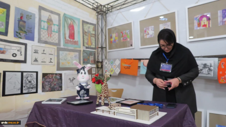 غرفه دانشگاه ملی مهارت واحد استانی اردبیل در نمایشگاه توانمندی بانوان و کسب و کارهای خانگی-گزارش تصویری 13
