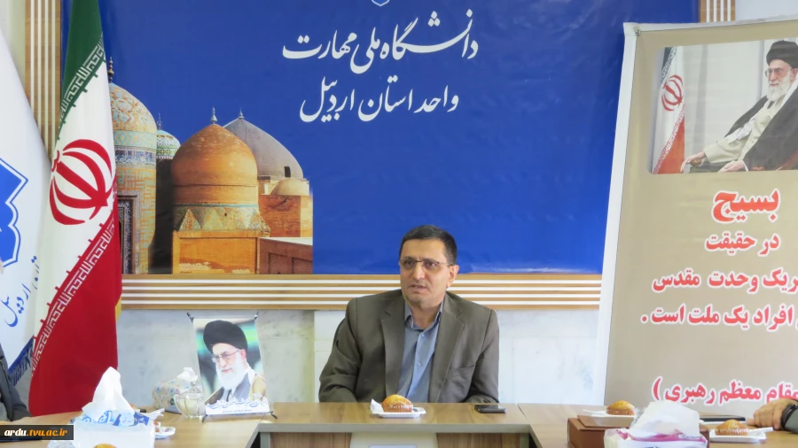 به مناسبت هفته بسیج؛
برنامه «هزار نشست استادی» در دانشگاه ملی مهارت واحد استانی اردبیل برگزار شد 2