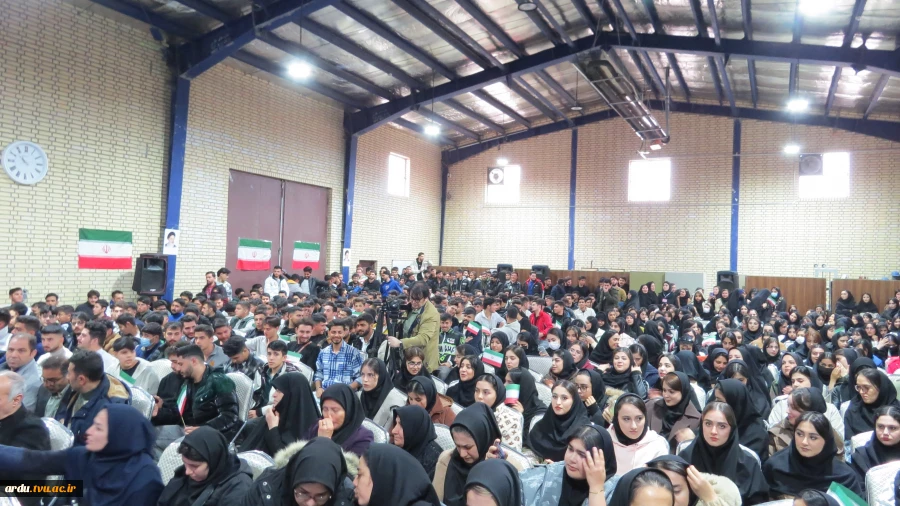 نایب رئیس مجلس شورای اسلامی در مراسم گرامی‌داشت روز دانشجو:
دانشجو و دانشگاه باید پرسشگر، هوشمند و سازنده جامعه باشند 2