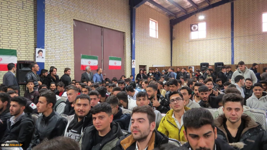 نایب رئیس مجلس شورای اسلامی در مراسم گرامی‌داشت روز دانشجو:
دانشجو و دانشگاه باید پرسشگر، هوشمند و سازنده جامعه باشند 4