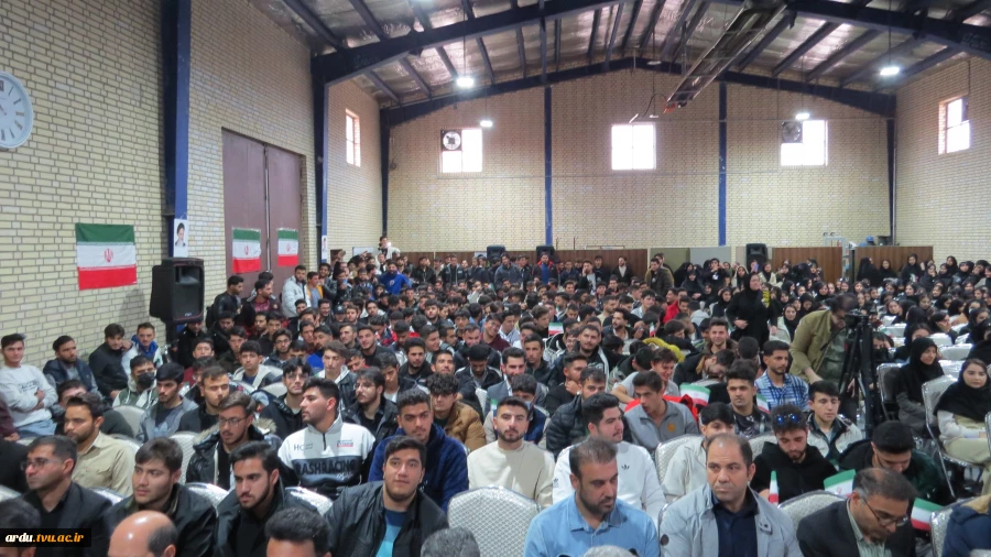 نایب رئیس مجلس شورای اسلامی در مراسم گرامی‌داشت روز دانشجو:
دانشجو و دانشگاه باید پرسشگر، هوشمند و سازنده جامعه باشند 4