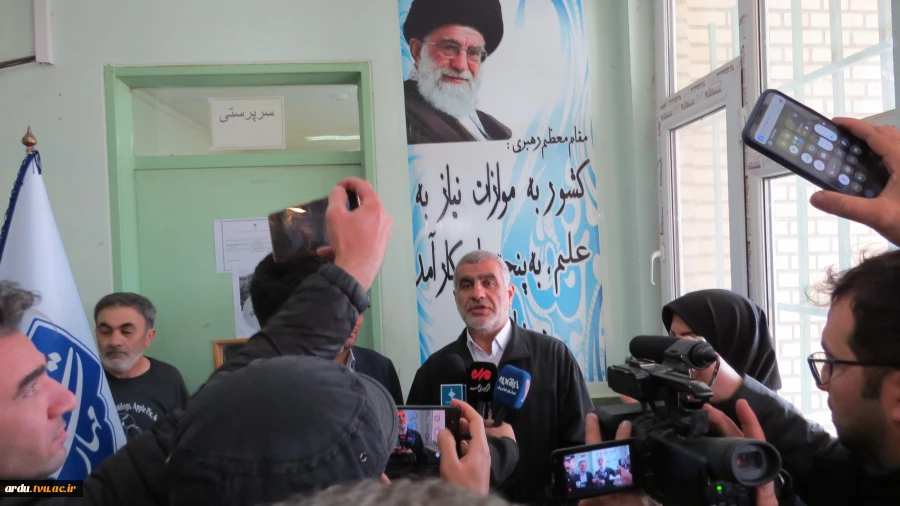 نایب رئیس مجلس شورای اسلامی در مراسم گرامی‌داشت روز دانشجو:
دانشجو و دانشگاه باید پرسشگر، هوشمند و سازنده جامعه باشند 4