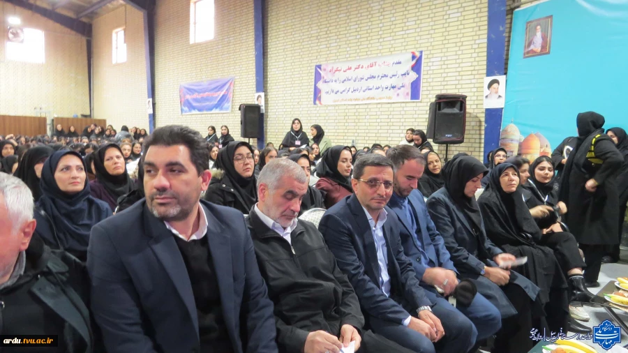 گالری تصاویر گرامیداشت روز دانشجو در دانشگاه ملی مهارت واحد استانی اردبیل-۱۴۰۴ 23