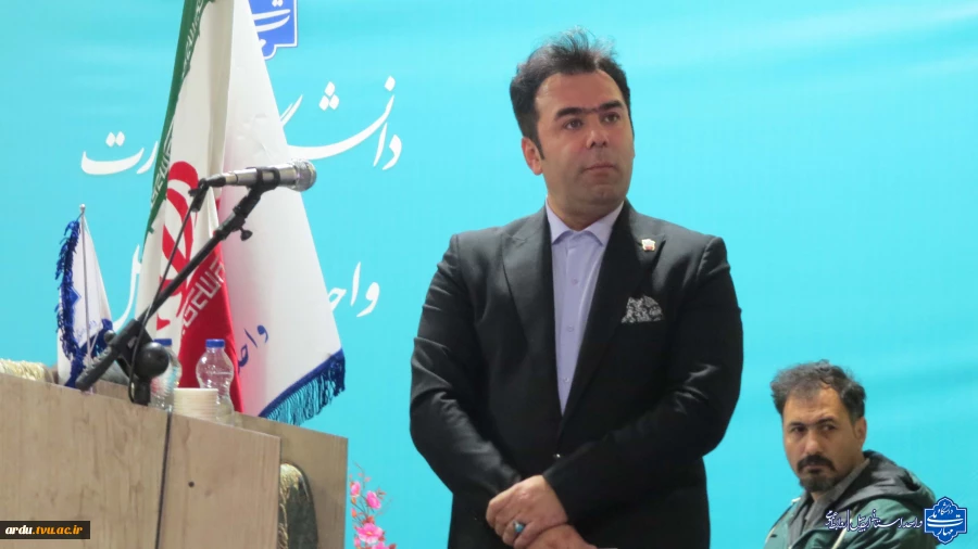 گالری تصاویر گرامیداشت روز دانشجو در دانشگاه ملی مهارت واحد استانی اردبیل-۱۴۰۴ 32