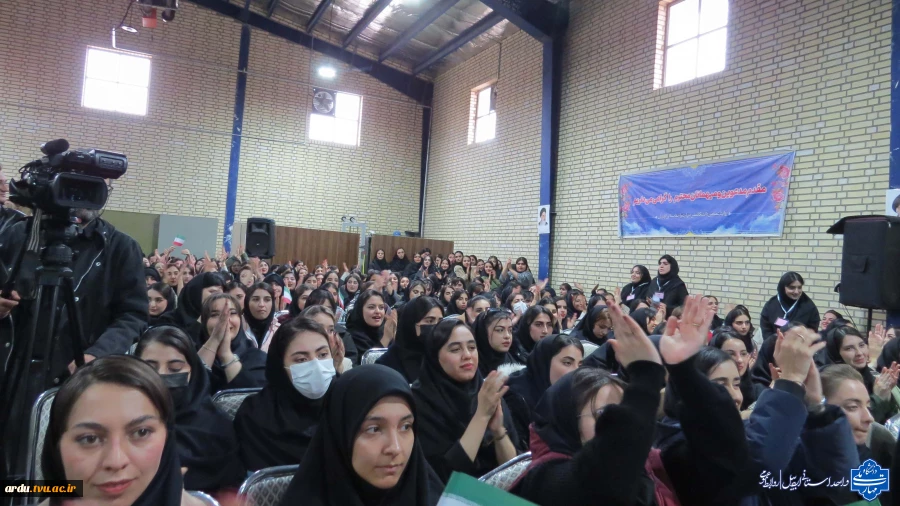 گالری تصاویر گرامیداشت روز دانشجو در دانشگاه ملی مهارت واحد استانی اردبیل-۱۴۰۴ 38