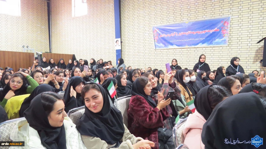 گالری تصاویر گرامیداشت روز دانشجو در دانشگاه ملی مهارت واحد استانی اردبیل-۱۴۰۴ 49