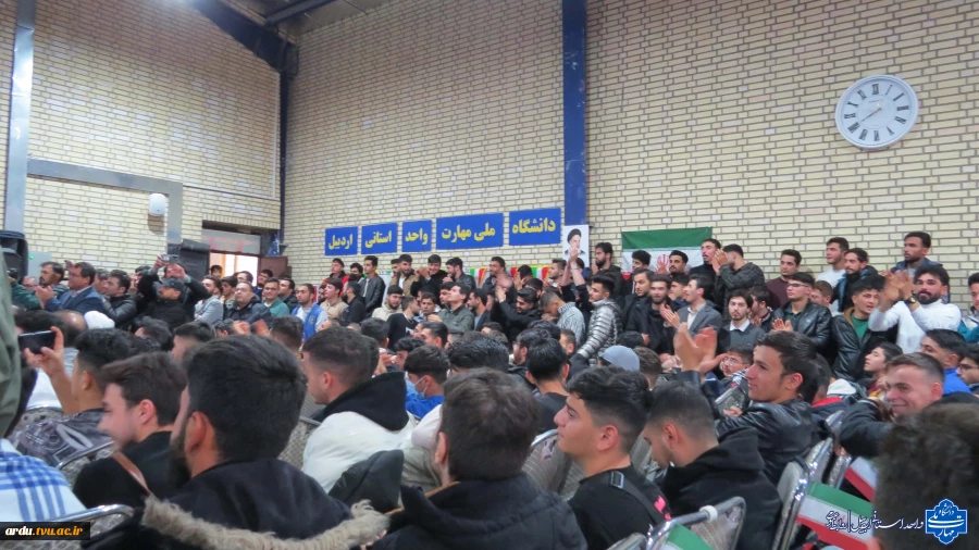 گالری تصاویر گرامیداشت روز دانشجو در دانشگاه ملی مهارت واحد استانی اردبیل-۱۴۰۴ 96