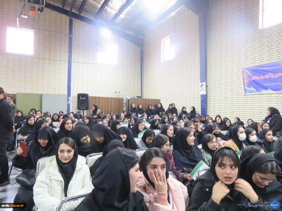 گالری تصاویر گرامیداشت روز دانشجو در دانشگاه ملی مهارت واحد استانی اردبیل-۱۴۰۴ 100