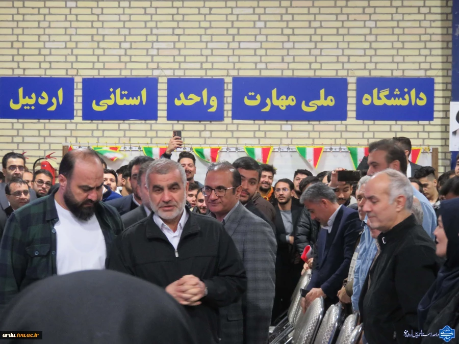 گالری تصاویر گرامیداشت روز دانشجو در دانشگاه ملی مهارت واحد استانی اردبیل-۱۴۰۴ 100