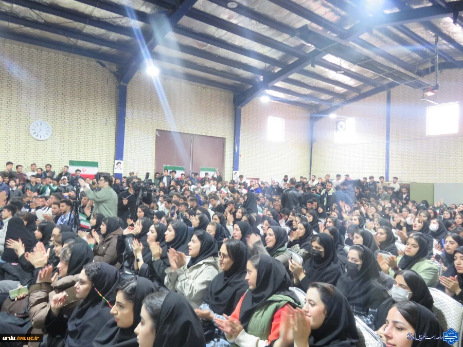 گالری تصاویر گرامیداشت روز دانشجو در دانشگاه ملی مهارت واحد استانی اردبیل-۱۴۰۴ 100