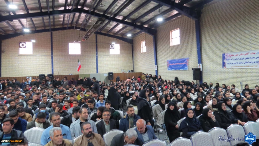 گالری تصاویر گرامیداشت روز دانشجو در دانشگاه ملی مهارت واحد استانی اردبیل-۱۴۰۴ 100