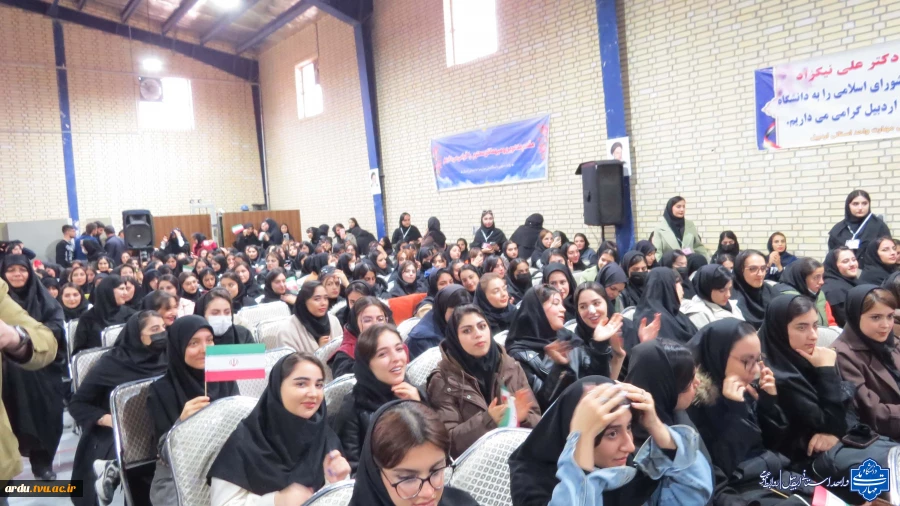 گالری تصاویر گرامیداشت روز دانشجو در دانشگاه ملی مهارت واحد استانی اردبیل-۱۴۰۴ 100