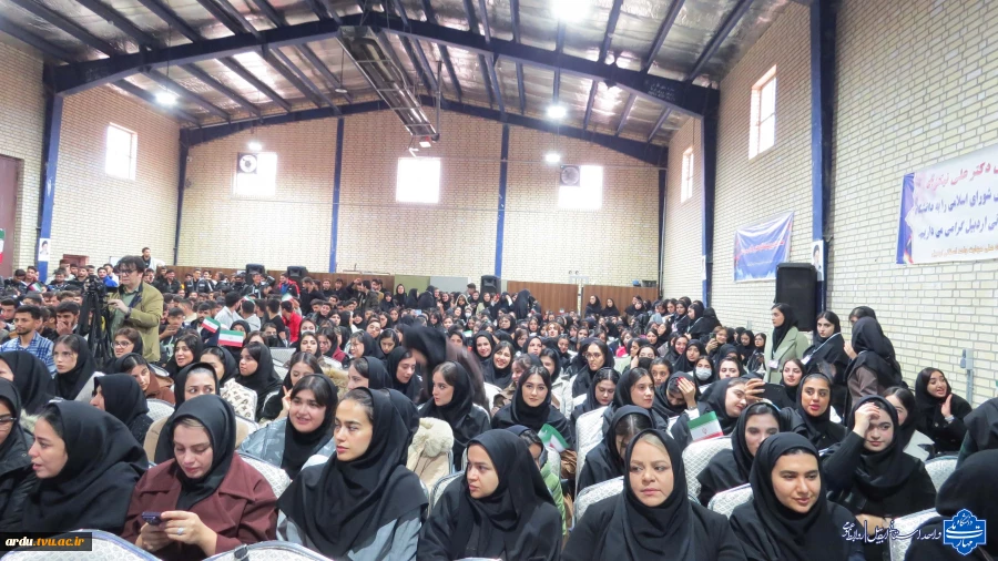 گالری تصاویر گرامیداشت روز دانشجو در دانشگاه ملی مهارت واحد استانی اردبیل-۱۴۰۴ 100