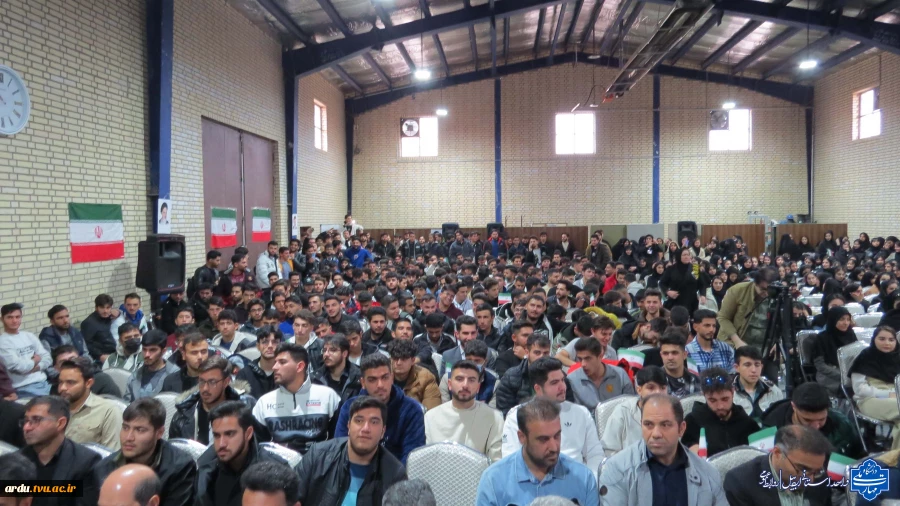 گالری تصاویر گرامیداشت روز دانشجو در دانشگاه ملی مهارت واحد استانی اردبیل-۱۴۰۴ 100