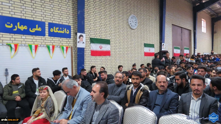 گالری تصاویر گرامیداشت روز دانشجو در دانشگاه ملی مهارت واحد استانی اردبیل-۱۴۰۴ 100