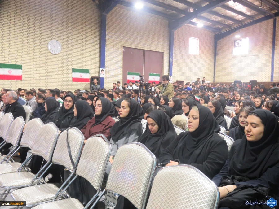 گالری تصاویر گرامیداشت روز دانشجو در دانشگاه ملی مهارت واحد استانی اردبیل-۱۴۰۴ 100