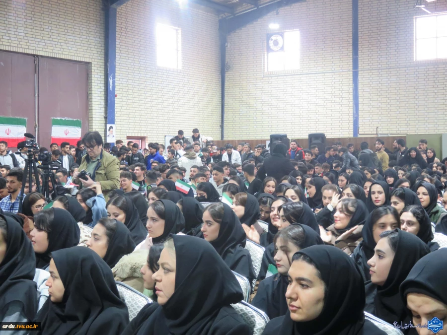 گالری تصاویر گرامیداشت روز دانشجو در دانشگاه ملی مهارت واحد استانی اردبیل-۱۴۰۴ 100