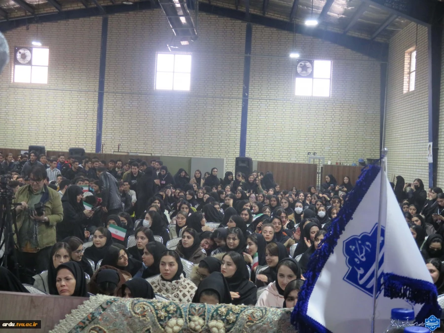 گالری تصاویر گرامیداشت روز دانشجو در دانشگاه ملی مهارت واحد استانی اردبیل-۱۴۰۴ 100