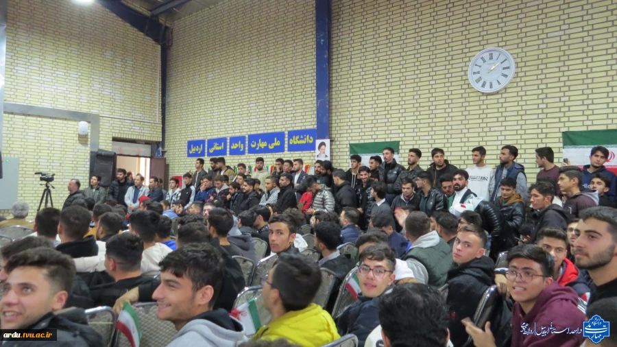 گالری تصاویر گرامیداشت روز دانشجو در دانشگاه ملی مهارت واحد استانی اردبیل-۱۴۰۴ 100