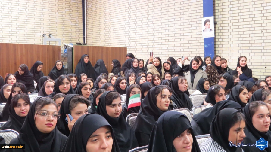 گالری تصاویر گرامیداشت روز دانشجو در دانشگاه ملی مهارت واحد استانی اردبیل-۱۴۰۴ 100