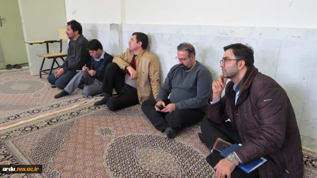 به مناسبت چهل‌ و هفتمین سالگرد پیروزی شکوهمند انقلاب اسلامی؛
برگزاری آیین غبارروبی و عطرافشانی مزار شهید گمنام و تکریم جانباز سرافراز دفاع مقدس در دانشگاه ملی مهارت واحد استانی اردبیل 4