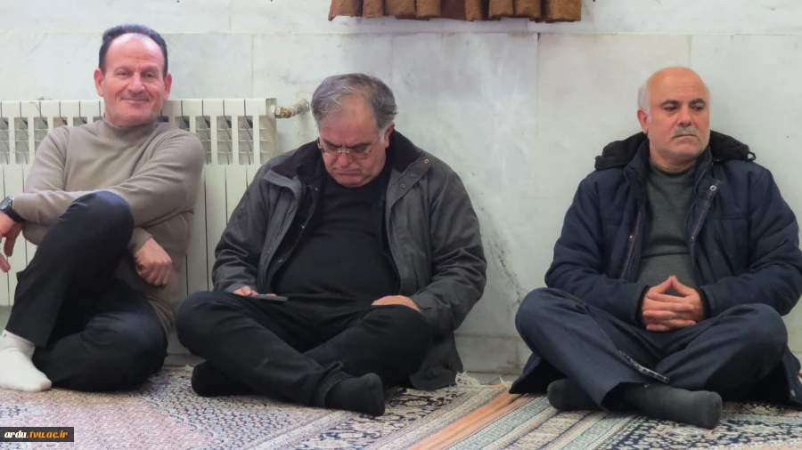 به مناسبت چهل‌ و هفتمین سالگرد پیروزی شکوهمند انقلاب اسلامی؛
برگزاری آیین غبارروبی و عطرافشانی مزار شهید گمنام و تکریم جانباز سرافراز دفاع مقدس در دانشگاه ملی مهارت واحد استانی اردبیل 5