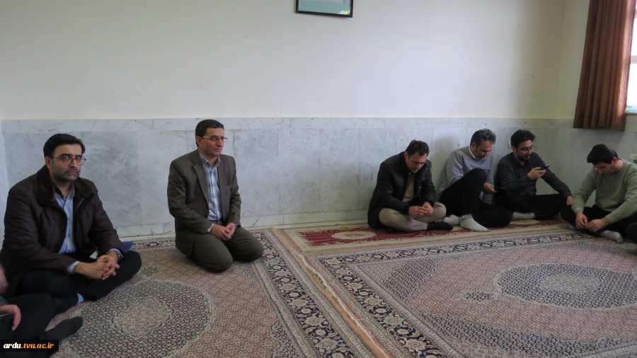 به مناسبت چهل‌ و هفتمین سالگرد پیروزی شکوهمند انقلاب اسلامی؛
برگزاری آیین غبارروبی و عطرافشانی مزار شهید گمنام و تکریم جانباز سرافراز دفاع مقدس در دانشگاه ملی مهارت واحد استانی اردبیل 5