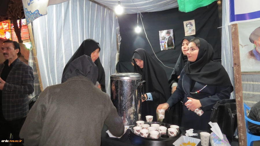 همزمان با شب چهلم عروج ملکوتی قائد شهید امت؛
موکب «سنگر همدلی بسیج دانشجویی» توسط دانشگاه ملی مهارت واحد استانی اردبیل در اردبیل راه اندازی شد 2