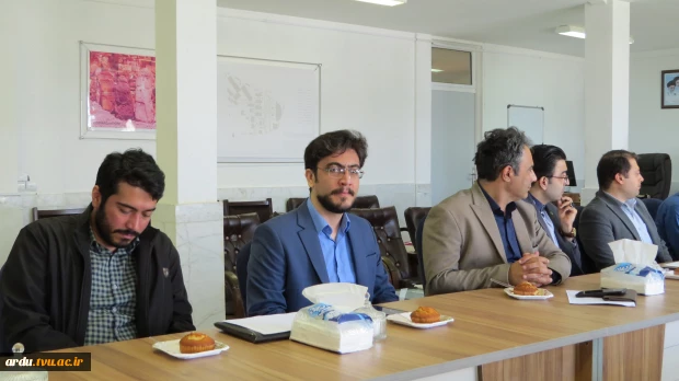 رئیس دانشگاه ملی مهارت واحد استانی اردبیل در مراسم تجلیل از سرآمدان آموزشی؛
برتری دانشگاه ملی مهارت در اشتغال‌زایی؛ مرهون ماهیت عملی سرفصل‌های آموزشی است 2