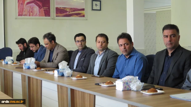 رئیس دانشگاه ملی مهارت واحد استانی اردبیل در مراسم تجلیل از سرآمدان آموزشی؛
برتری دانشگاه ملی مهارت در اشتغال‌زایی؛ مرهون ماهیت عملی سرفصل‌های آموزشی است 2