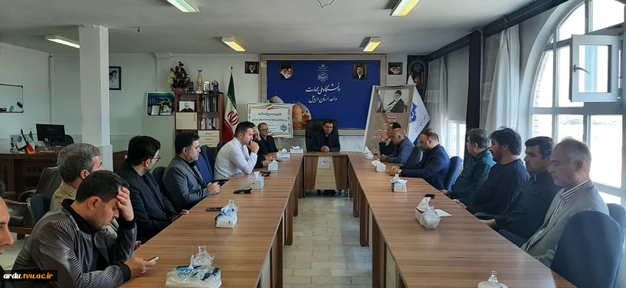 نشست اعضای بسیج اساتید دانشگاه ملی مهارت واحد استانی اردبیل به مناسبت سالروز شهادت دکتر چمران برگزار شد 16