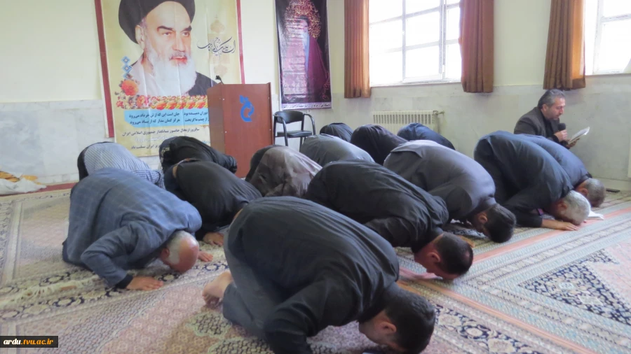 برگزاری مراسم پرفیض زیارت عاشورا در آموزشکده پسران اردبیل-گزارش تصویری 15