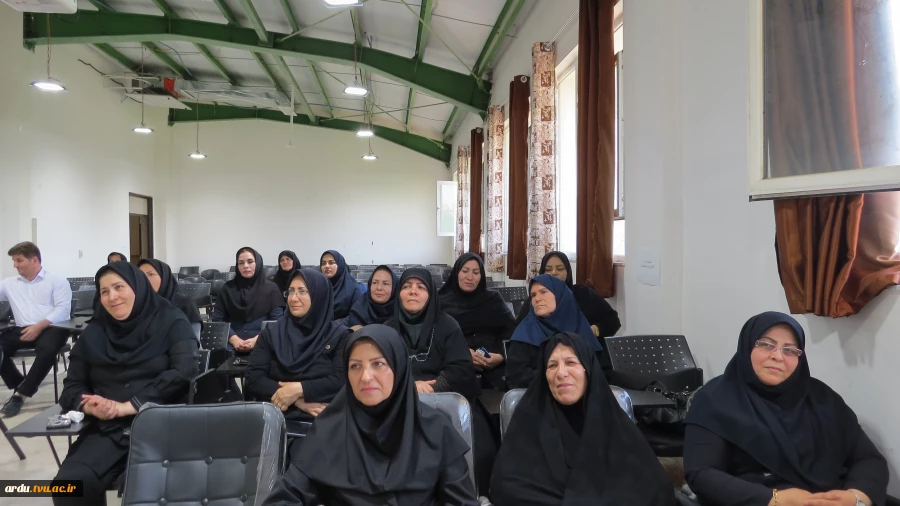 مراسم تکریم و معارفه سرپرست آموزشکده ملی مهارت دختران اردبیل برگزار شد 29