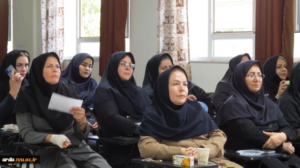 مراسم تکریم و معارفه سرپرست آموزشکده ملی مهارت دختران اردبیل برگزار شد 38
