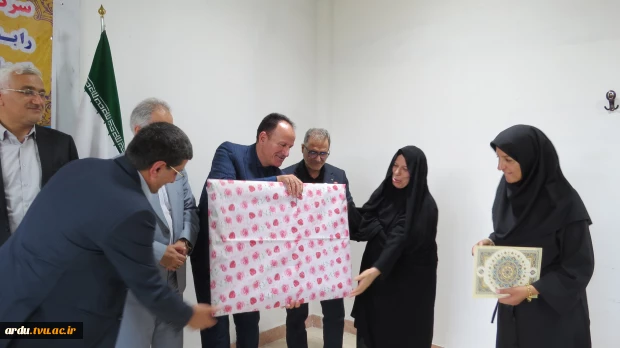 مراسم تکریم و معارفه سرپرست آموزشکده ملی مهارت دختران اردبیل برگزار شد 40