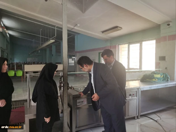 با حضور معاون فرهنگی و دانشجویی دانشگاه ملی مهارت انجام شد؛
بررسی میدانی وضعیت و نیازهای رفاهی دانشجویان در آموزشکده‌های ملی مهارت اردبیل 2