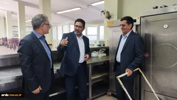 با حضور معاون فرهنگی و دانشجویی دانشگاه ملی مهارت انجام شد؛
بررسی میدانی وضعیت و نیازهای رفاهی دانشجویان در آموزشکده‌های ملی مهارت اردبیل 2