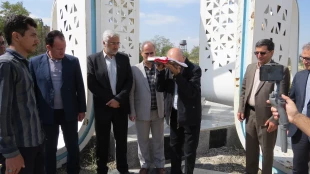 همزمان با آغاز سال تحصیلی جدید و با حضور گسترده دانشگاهیان؛
آیین اهتزاز پرچم جمهوری اسلامی ایران در مراکز دانشگاه ملی مهارت واحد استانی اردبیل برگزار شد 4