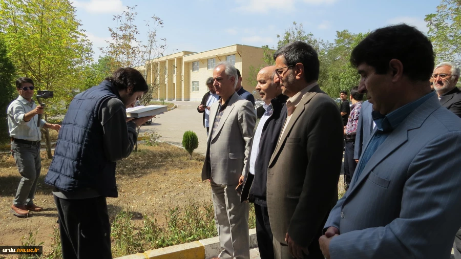 همزمان با آغاز سال تحصیلی جدید و با حضور گسترده دانشگاهیان؛
آیین اهتزاز پرچم جمهوری اسلامی ایران در مراکز دانشگاه ملی مهارت واحد استانی اردبیل برگزار شد 4