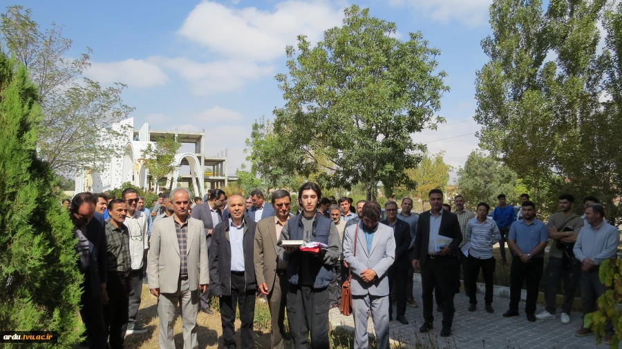 همزمان با آغاز سال تحصیلی جدید و با حضور گسترده دانشگاهیان؛
آیین اهتزاز پرچم جمهوری اسلامی ایران در مراکز دانشگاه ملی مهارت واحد استانی اردبیل برگزار شد 4