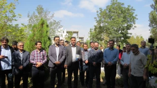 همزمان با آغاز سال تحصیلی جدید و با حضور گسترده دانشگاهیان؛
آیین اهتزاز پرچم جمهوری اسلامی ایران در مراکز دانشگاه ملی مهارت واحد استانی اردبیل برگزار شد 4