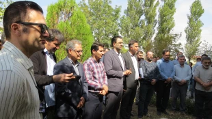 همزمان با آغاز سال تحصیلی جدید و با حضور گسترده دانشگاهیان؛
آیین اهتزاز پرچم جمهوری اسلامی ایران در مراکز دانشگاه ملی مهارت واحد استانی اردبیل برگزار شد 4
